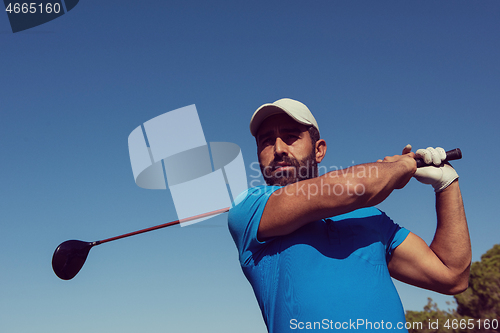 Image of golf player hitting shot