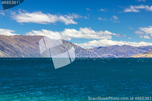 Image of lake Wanaka; New Zealand south island