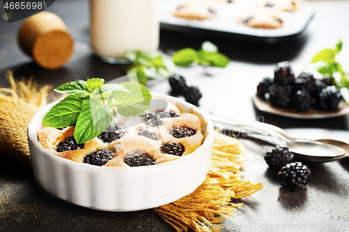 Image of Berry pie.