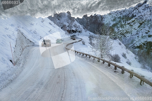 Image of Driving in snow storm