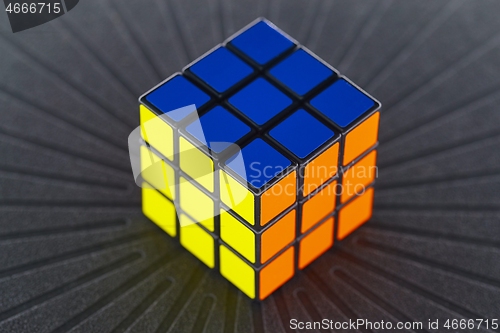 Image of Rubik\'s cube solved