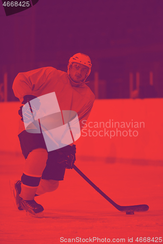 Image of ice hockey player in action