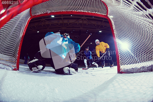 Image of ice hockey goalkeeper