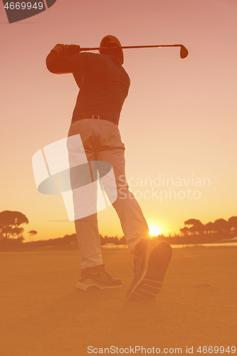 Image of golfer hitting long shot