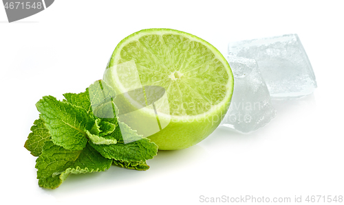 Image of lime, mint and ice cubes