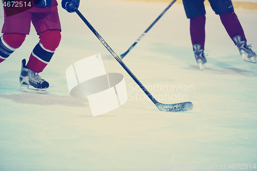 Image of ice hockey player in action