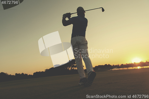 Image of golfer hitting long shot