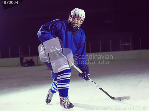 Image of ice hockey player in action