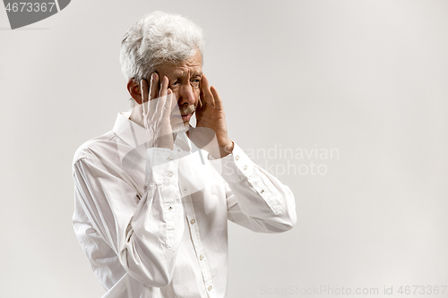 Image of Man having headache.