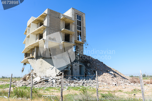 Image of Illegal construction on the coastal side, hotel demolition