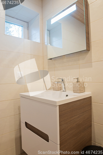 Image of Modern bathroom in luxury apartment