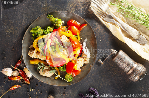 Image of broccoli with chicke