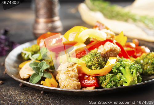 Image of broccoli with chicke