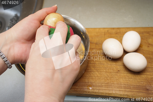 Image of Egg bleaching procedure