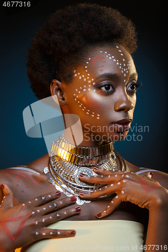 Image of Beautiful afro girl with drawings on skin