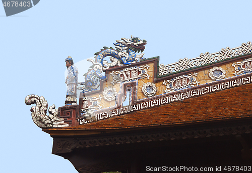 Image of Dragon on a temple roof