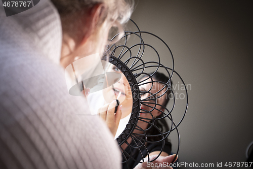 Image of Bride Getting Styled Up