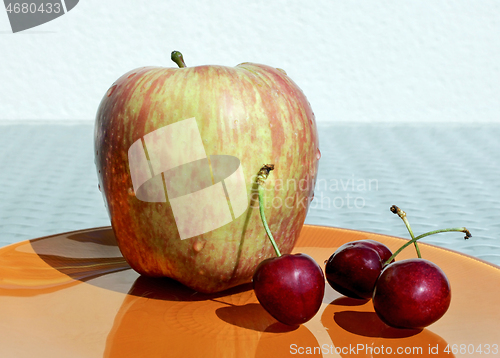 Image of Apple and Sweet Cherries