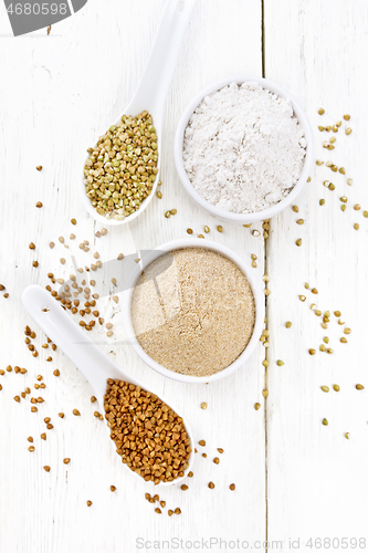 Image of Flour buckwheat brown and green in bowls on white board top