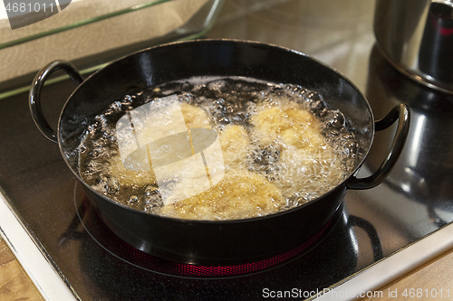 Image of Cooking wiener schnitzel