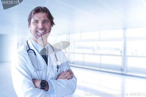 Image of Senior doctor of medicine in his ordination