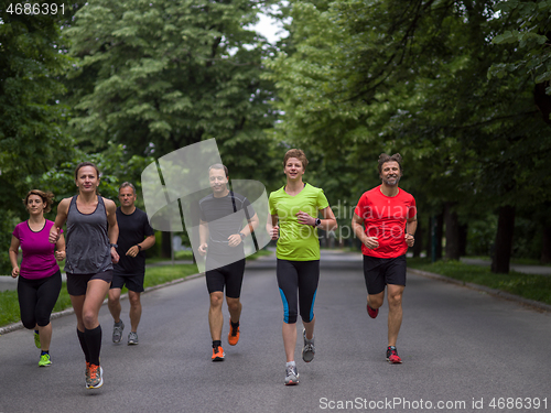 Image of runners team on morning training