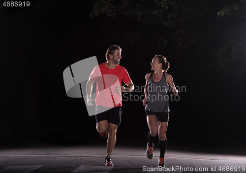 Image of runners team on the night training