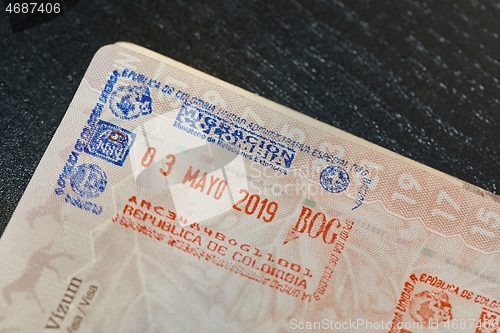 Image of Colombian visa passport stamp