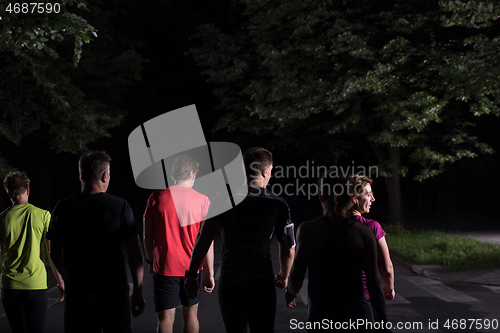 Image of runners team on the night training