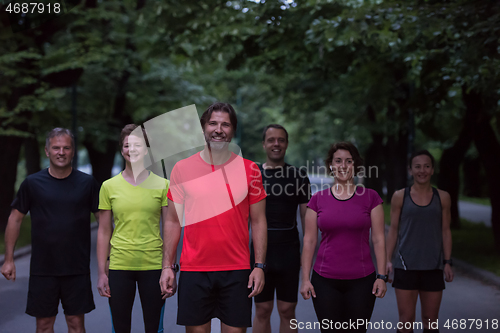 Image of runners team on the night training