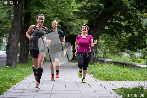 Image of runners team on morning training