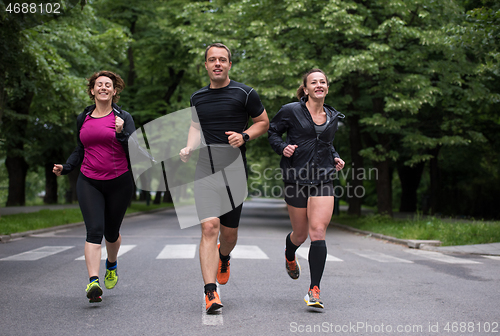 Image of runners team on morning training