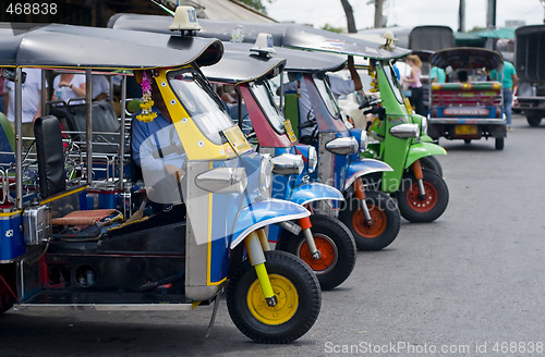 Image of tuk tuk taxis in bangkok