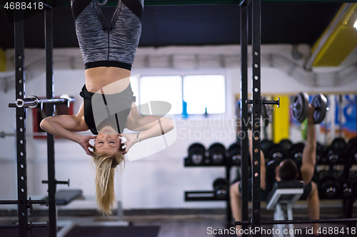 Image of woman doing abs exercises