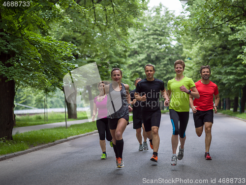 Image of runners team on morning training