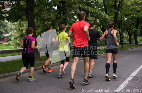 Image of runners team on morning training