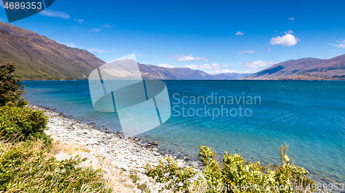 Image of lake Wanaka; New Zealand south island