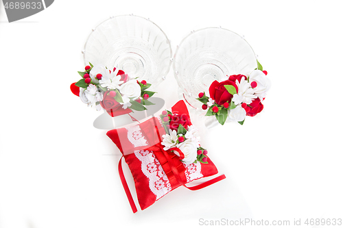 Image of Crystal glasses with red flower decor