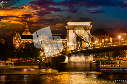 Image of Chain Bridge in Budapest