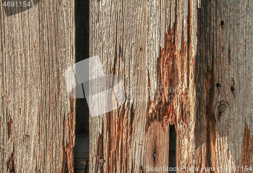 Image of rundown wooden planks