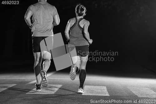 Image of runners team on the night training