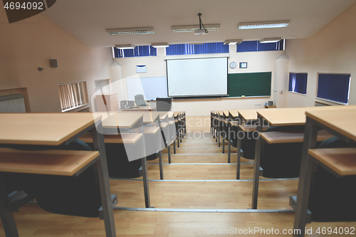 Image of empty classroom