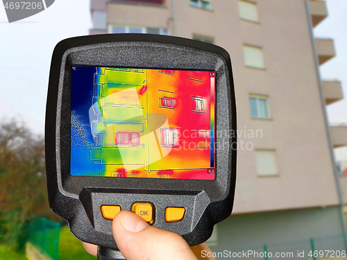 Image of Recording Heat Loss at the Residential building, With Thermal Ca