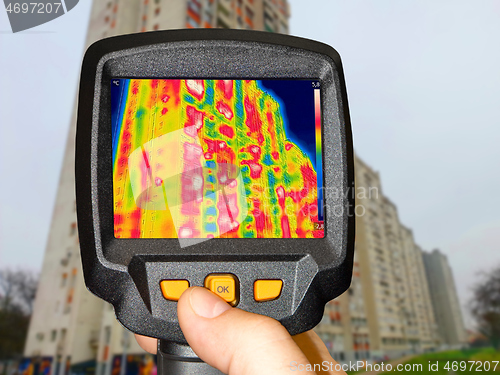 Image of Recording Heat Loss at the Residential building, With Thermal Ca