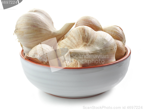 Image of bowl of garlic