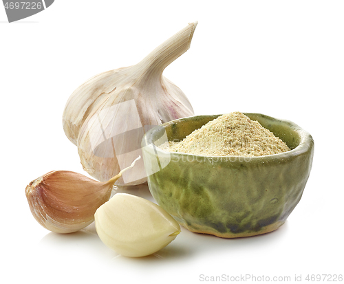 Image of bowl of garlic powder