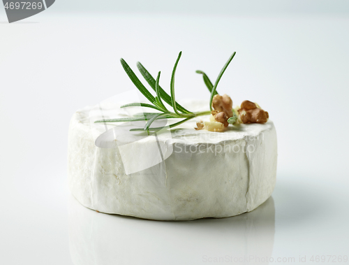 Image of fresh brie cheese