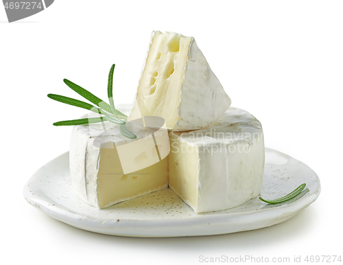 Image of fresh brie cheese