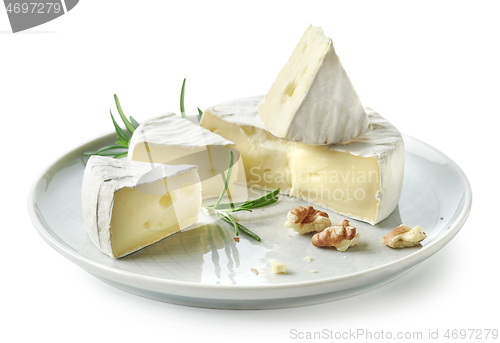 Image of fresh brie cheese