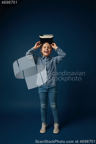 Image of Child with virtual reality headset